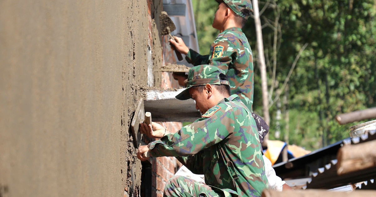 Khánh Hòa: Bàn giao 64 căn nhà của ‘Chiến dịch Quang Trung’