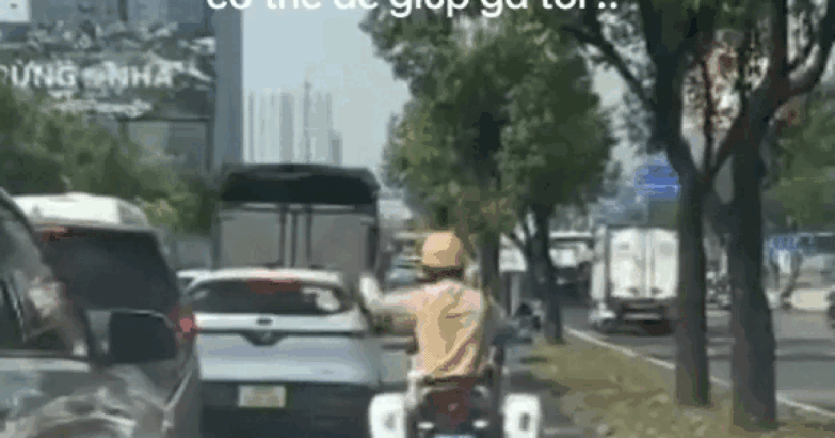 Clip CSGT TP.HCM mở đường đưa người bệnh đi cấp cứu hút hơn 600.000 lượt xem