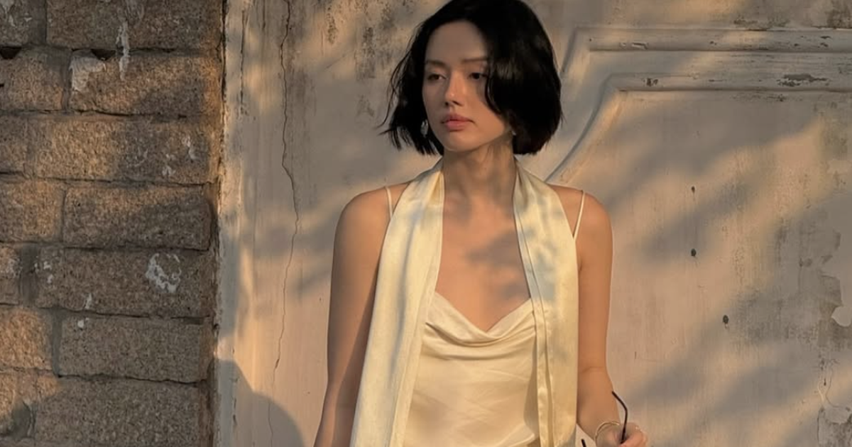 Diện nguyên set đồ màu trắng khẳng định gu thẩm mỹ tối giản tinh tế