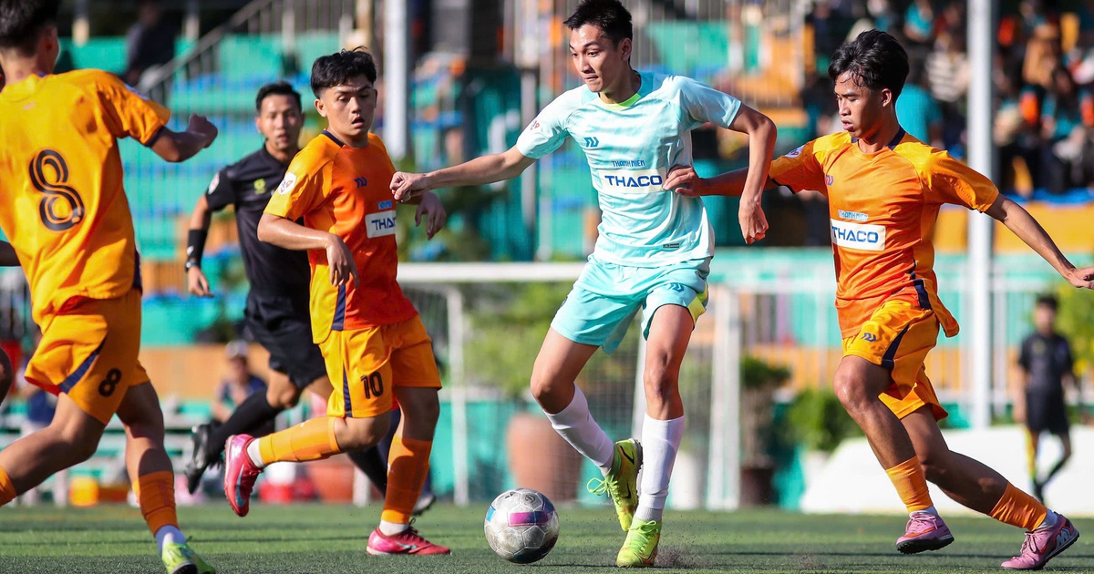 Trường ĐH Công nghệ Kỹ thuật TP.HCM 0-0 ĐH Kinh tế TP.HCM: 10 người kiên cường