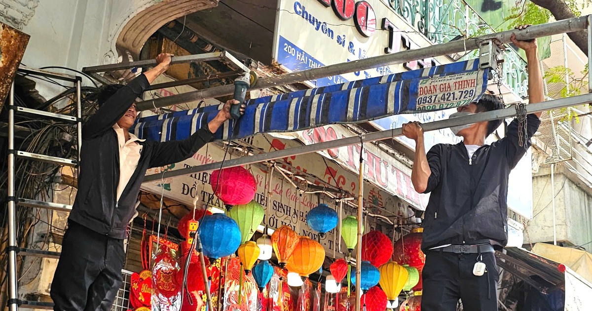 Xử lý lấn chiếm vỉa hè trên đường Hải Thượng Lãn Ông: 'Đường sá sạch đẹp hẳn ra'