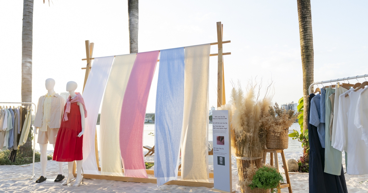 UNIQLO lần đầu tiên mở bán kính mát kèm bộ sưu tập