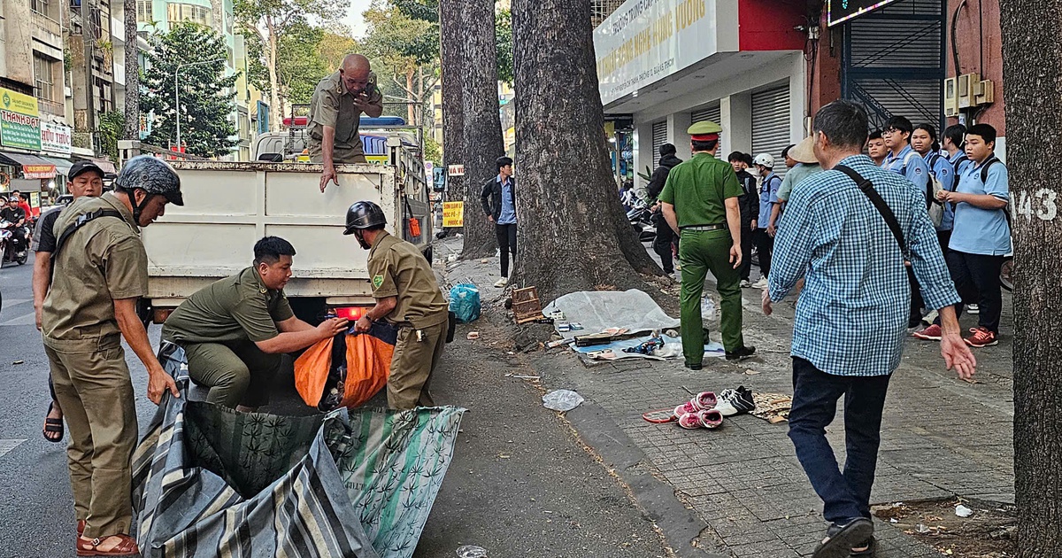 Chợ Lớn dọn lại vỉa hè đón tết: Trả lối đi cho người dân, giữ an toàn đô thị