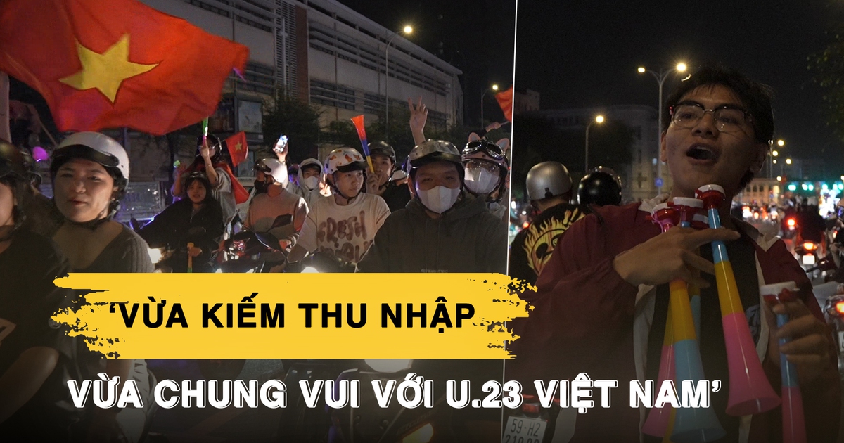 Sinh viên tranh thủ bán kèn cho người 'đi bão': ‘Vừa kiếm thu nhập vừa chung vui với U.23 Việt Nam’