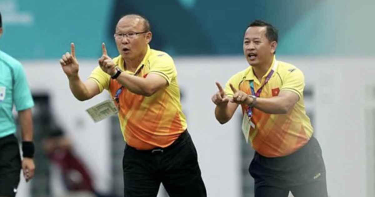 Trợ lý cũ thầy Park Hang-seo: Đấu U.23 Hàn Quốc, có lẽ anh Kim ‘ngại’ chỉ đạo chiến thuật vì...