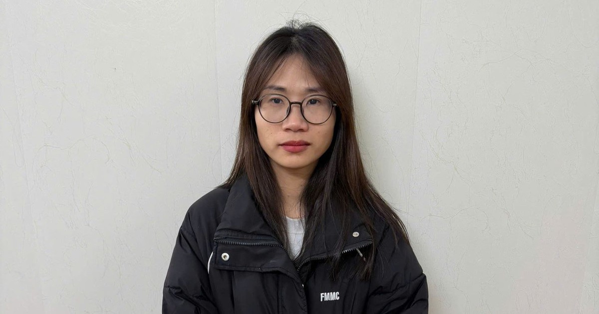 Nhân viên ngân hàng rút trộm 1,3 tỉ trong thẻ tín dụng của 39 khách hàng