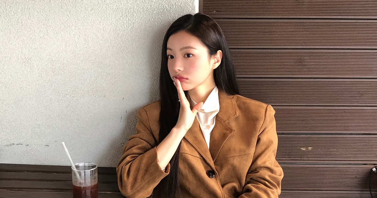 Mặc đẹp ngày se lạnh với 3 kiểu áo khoác nâng tầm quần jeans