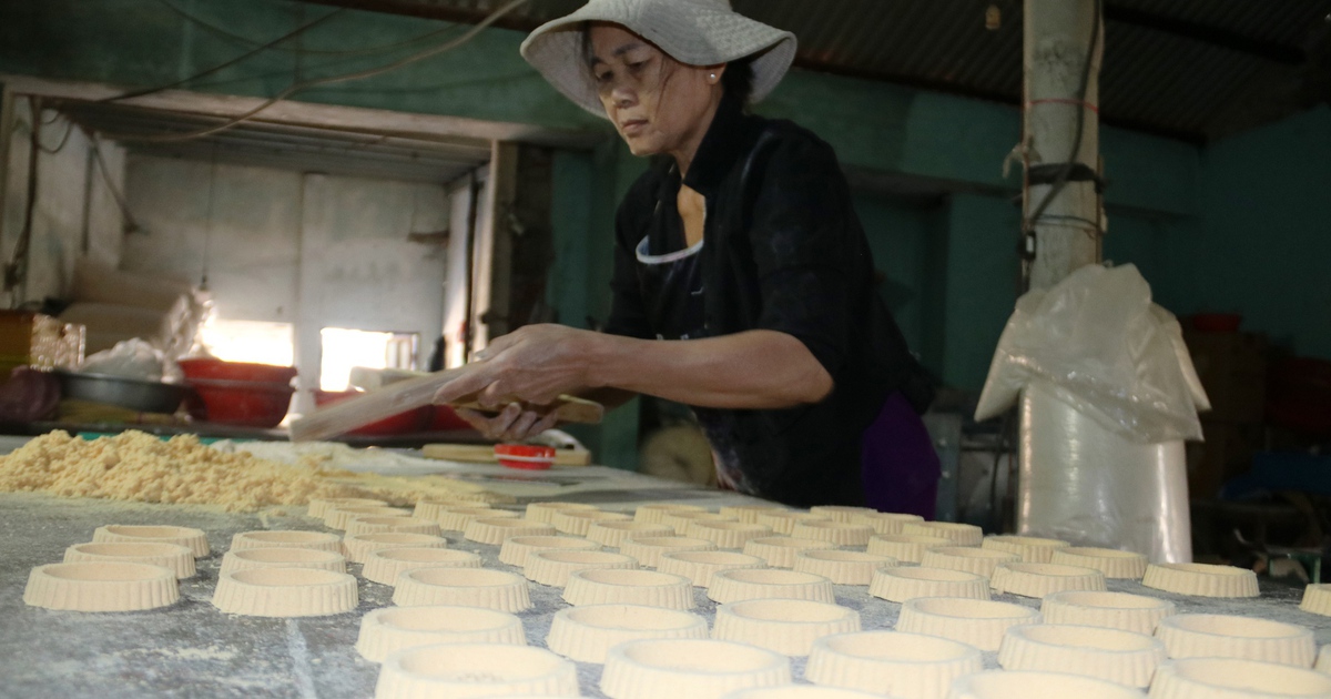 Mùa bánh in bên sông Ly Ly