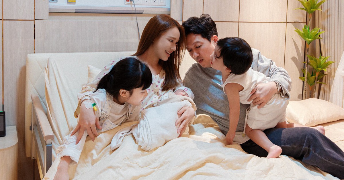 Nhã Phương sinh con thứ ba, Trường Giang khóc vì không ở bên vợ lúc sinh nở