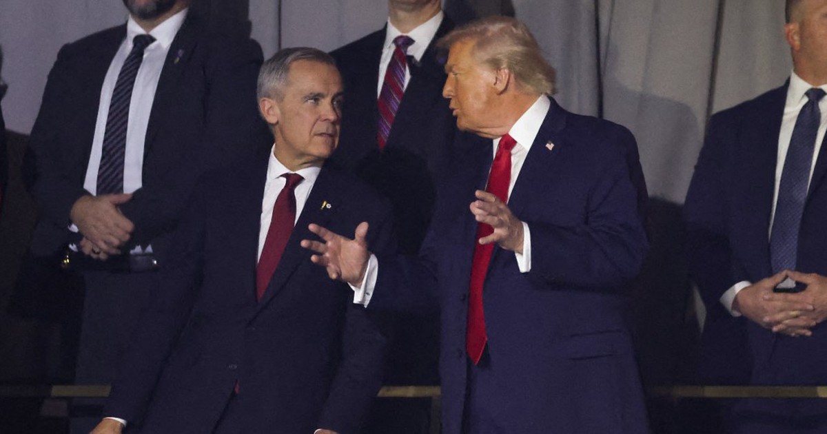 Ông Trump dọa áp thuế 100% lên Canada