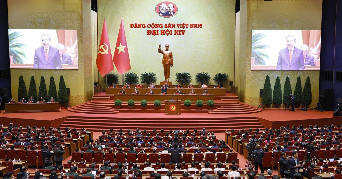 Triển khai ngay Nghị quyết Đại hội XIV, định hướng bổ sung, sửa đổi Điều lệ Đảng