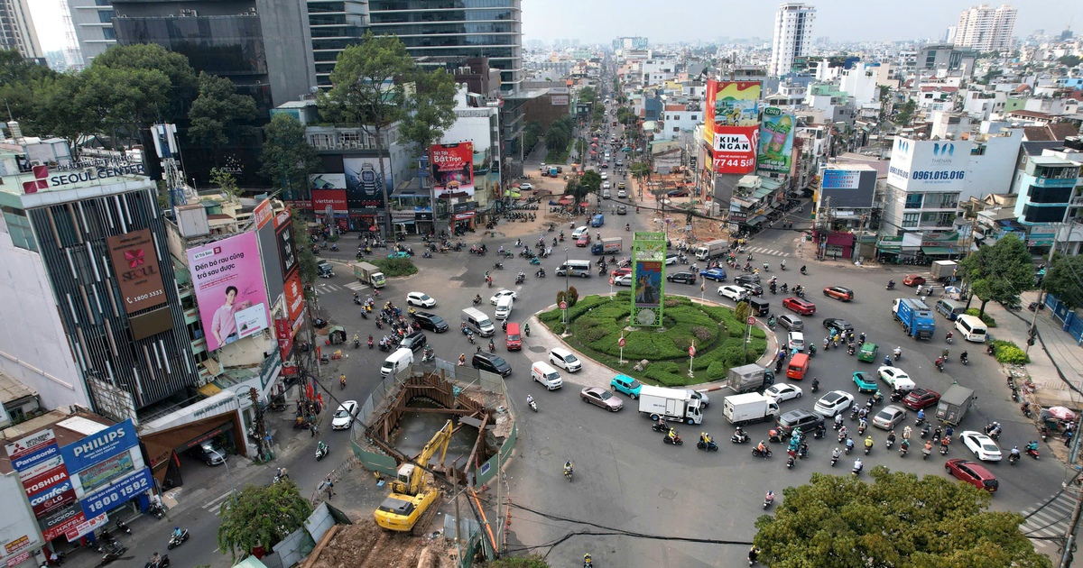 Nhìn từ trên cao: Metro số 2 Bến Thành - Tham Lương đi qua những tuyến đường nào?