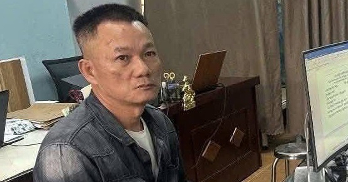 Người đàn ông hành hung tài xế vì bị nhắc 'không được hút thuốc' đã ra trình diện