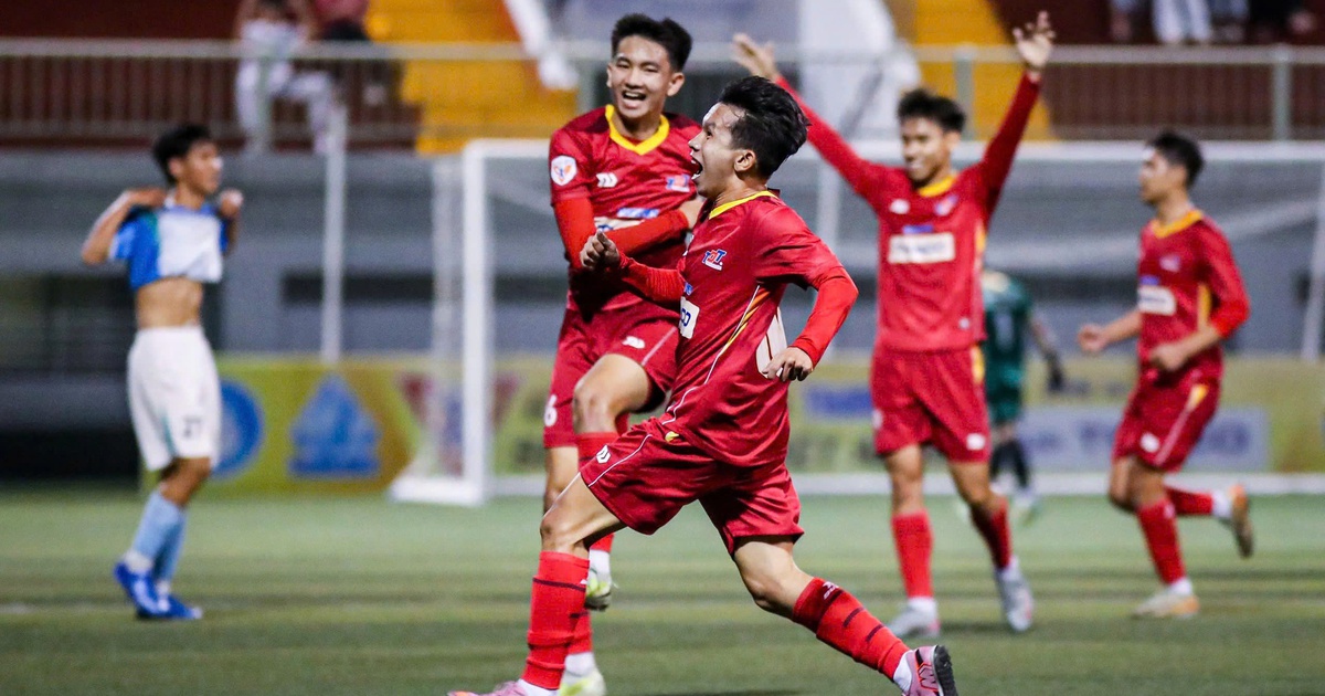 Bất ngờ lớn ở ngày mở màn vòng play-off