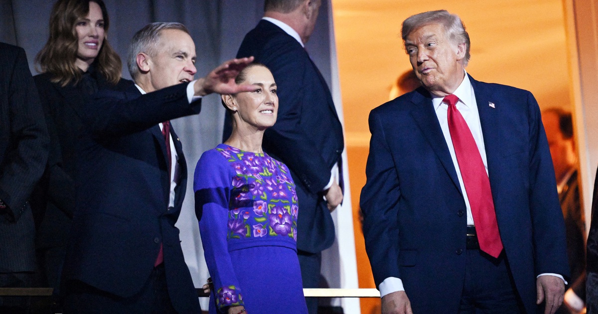 Láng giềng gần lại xung khắc