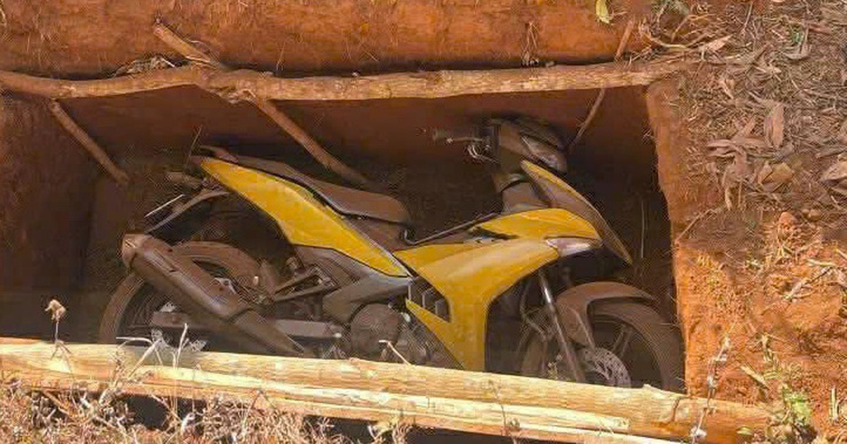 Lần theo dấu xe mô tô nghi của nhóm cướp ngân hàng ở Gia Lai