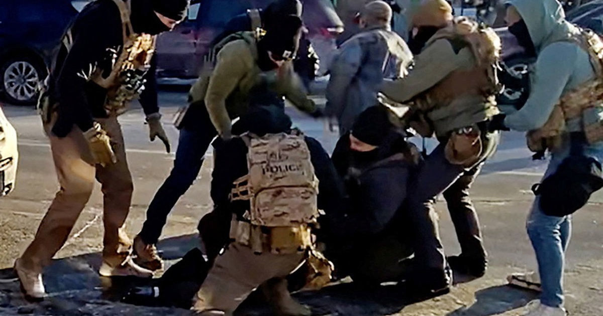 Hai vụ nổ súng làm chấn động nước Mỹ