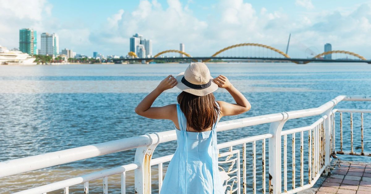 Du khách Anh đến Việt Nam sống và lý do cô gọi nơi này là 'thiên đường'