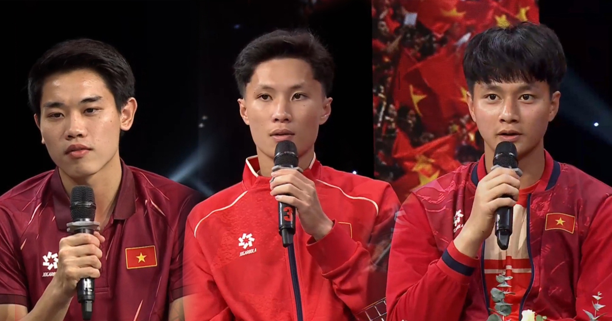 Cao Văn Bình thích bạn gái ‘cute’ một chút, Đình Bắc lần đầu kể lại pha ‘thanh minh’ với trọng tài