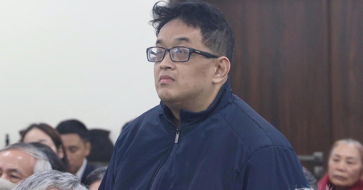 Cựu Viện trưởng Y dược học dân tộc TP.HCM hầu tòa vì nhận hối lộ 47 tỉ