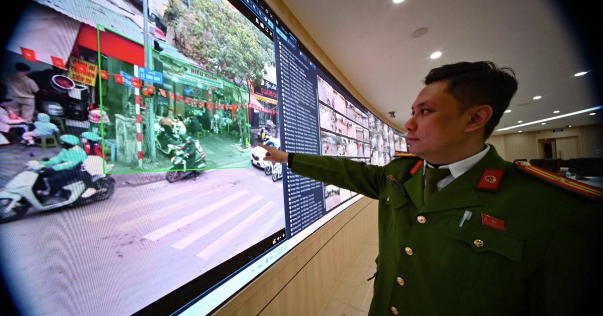 'Làm sạch' vỉa hè bằng công nghệ