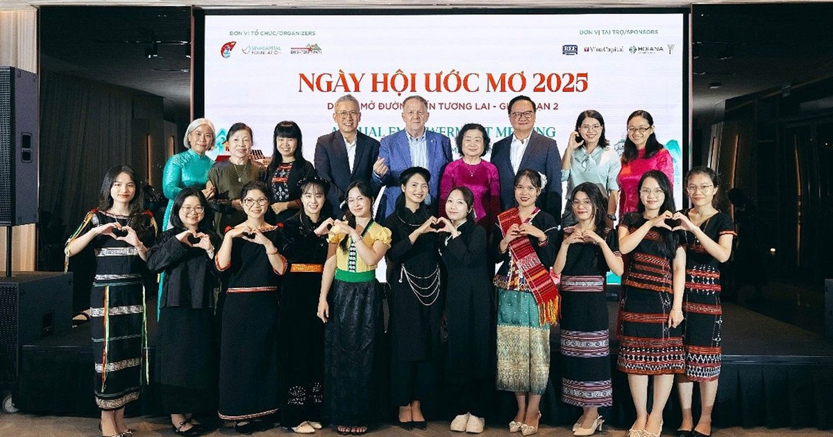 Gieo mầm tri thức trên những miền đất khô cằn