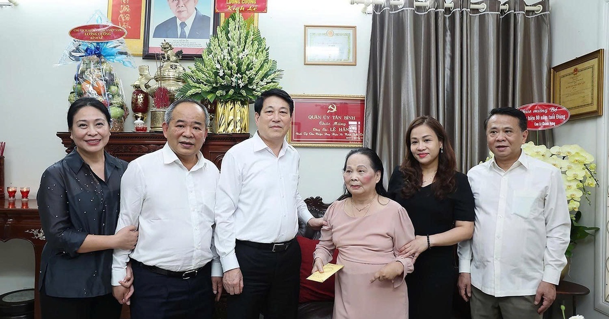 Chủ tịch nước, Chủ tịch Quốc hội chúc tết, tri ân các nguyên lãnh đạo Đảng, Nhà nước