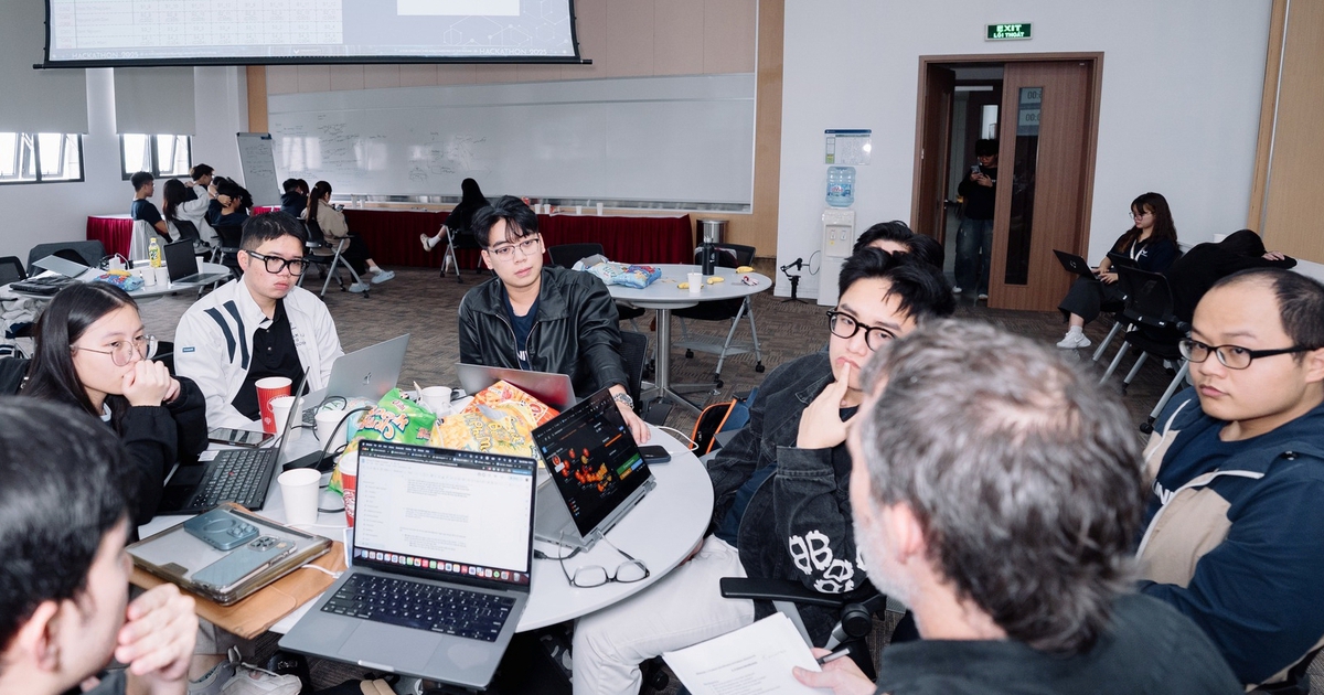 Học AI thực chiến tại VinUni: Vừa được trả 'lương', vừa không bị ràng buộc