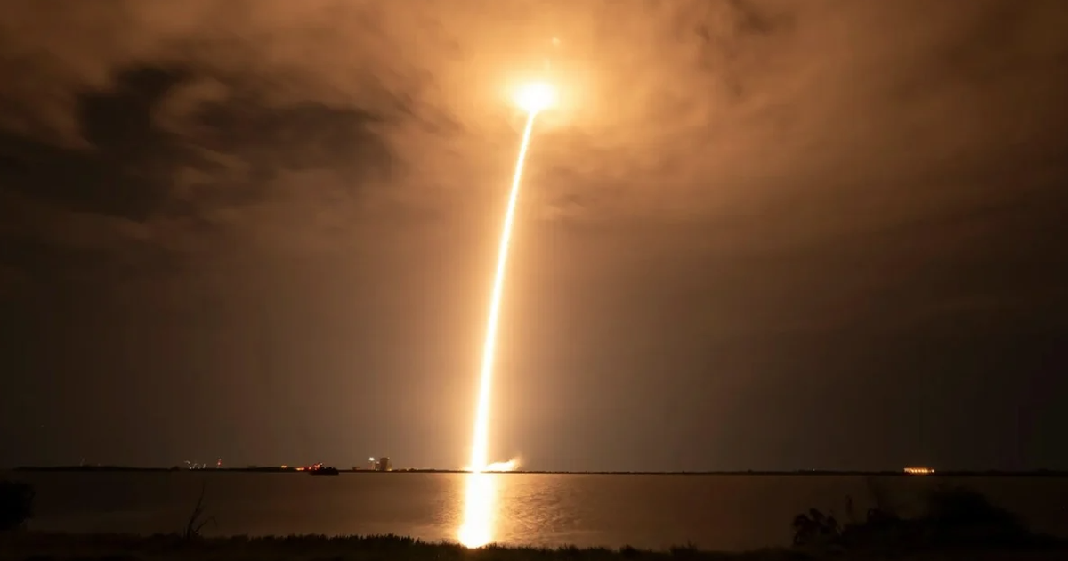 Vệ tinh Trung Quốc buộc 4.400 vệ tinh Starlink phải hạ độ cao?