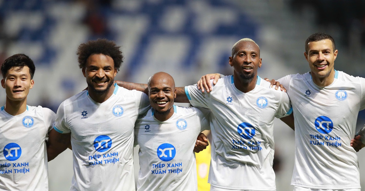 HLV Nam Định bất ngờ tiết lộ tình trạng mới nhất của Xuân Son, quyết thắng đối thủ Singapore tại Thiên Trường