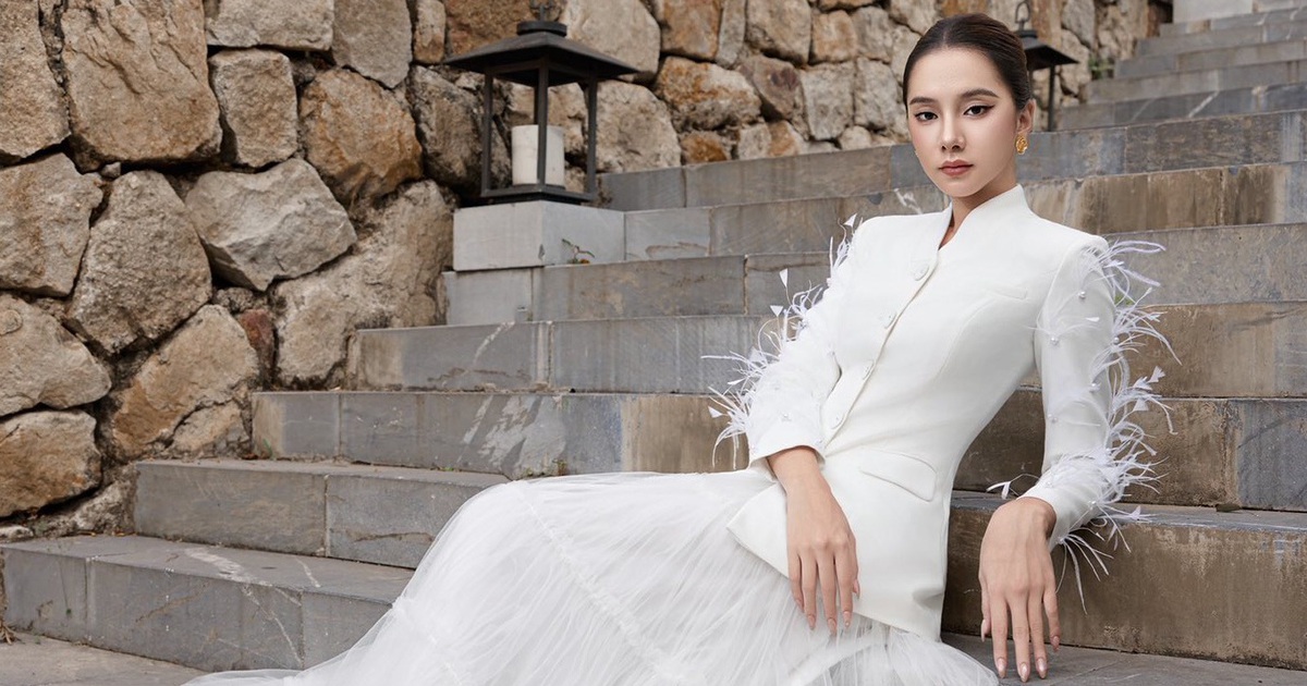 Màu trắng tinh khôi là gam màu thể hiện cho khí chất tinh tế