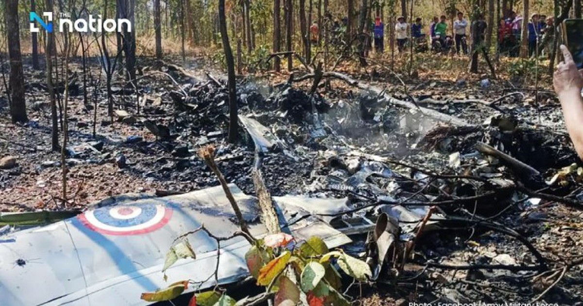Máy bay quân sự Thái Lan rơi, 2 phi công thiệt mạng