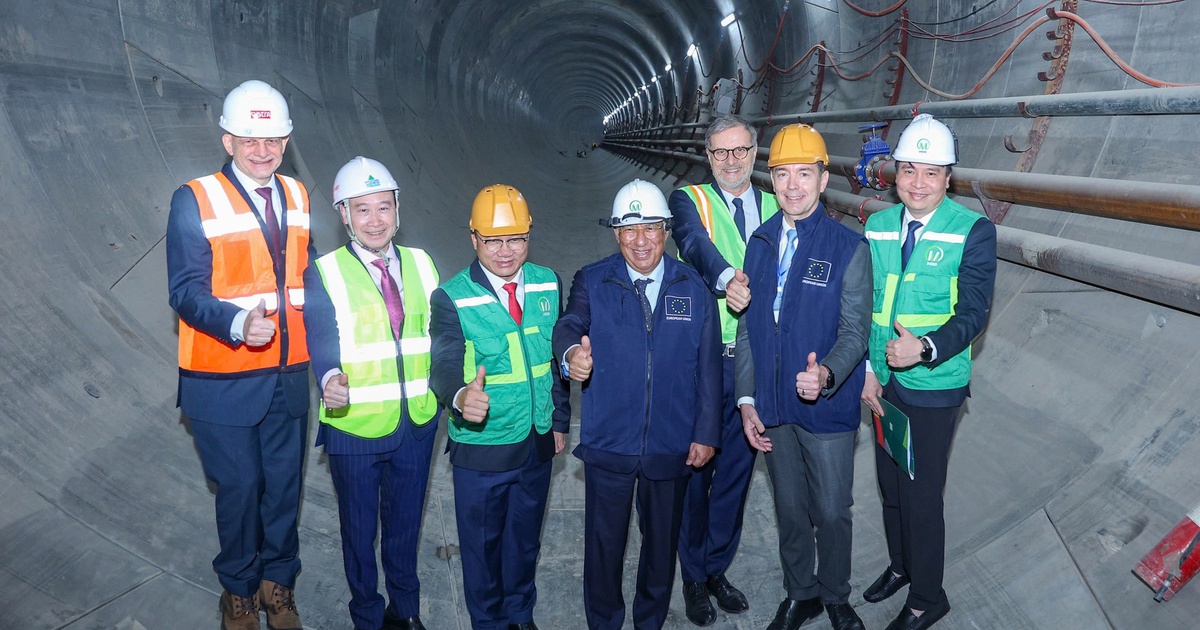 Chủ tịch Hội đồng châu Âu thăm dự án metro số 3 Hà Nội