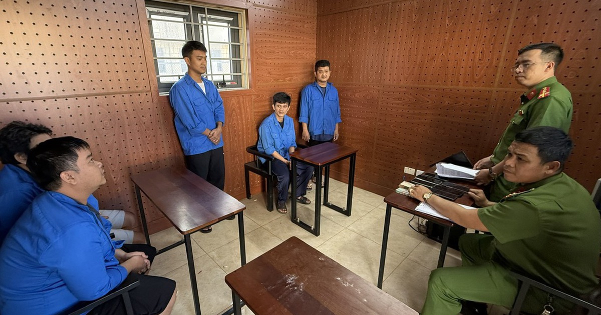 Công an triệt phá đường dây cá độ bóng đá giao dịch gần 25 tỉ đồng