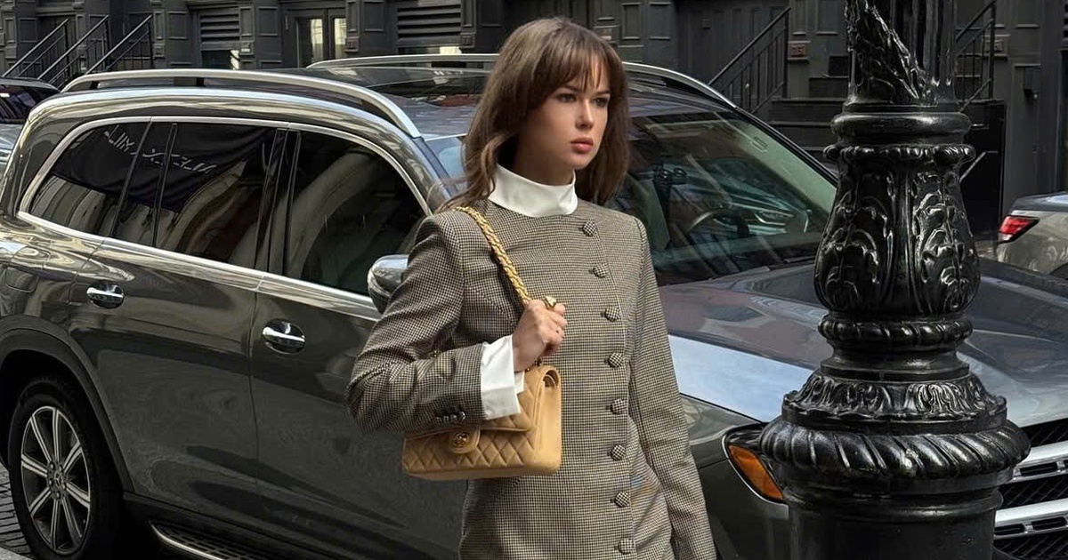 8 mẹo đơn giản giúp làm mới phong cách công sở mùa đông