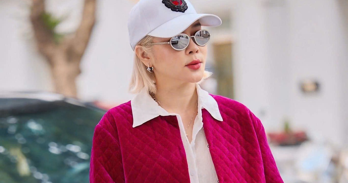 Phong cách thời trang sành điệu của chuyên gia thẩm mỹ Hà Nội