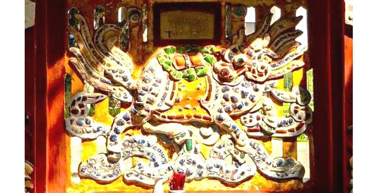 Bình phong long mã khát vọng 'ngựa hóa rồng'