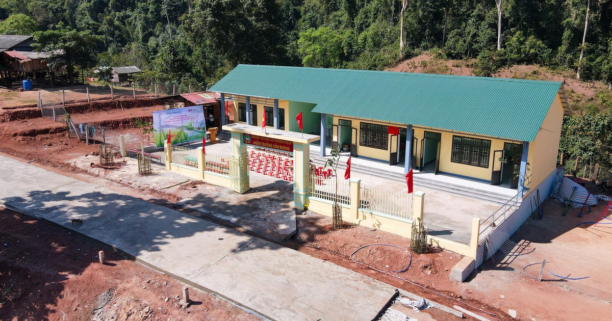 UNIQLO xây phòng học cho học sinh khó khăn ở Quảng Trị