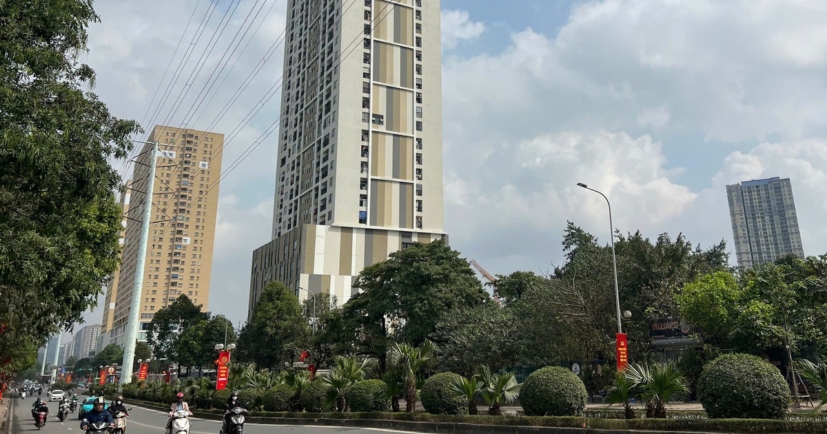 Nới điều kiện mua nhà ở xã hội: Cơ hội để người 'không nghèo' được an cư?