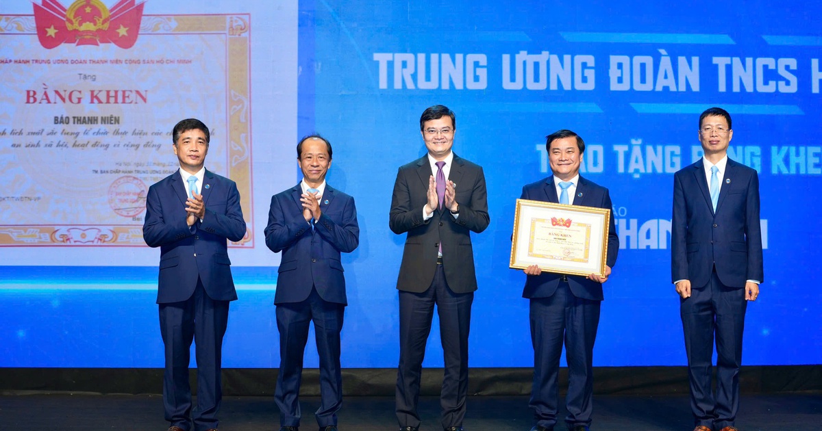 Vững bước trong hành trình phát triển của đất nước