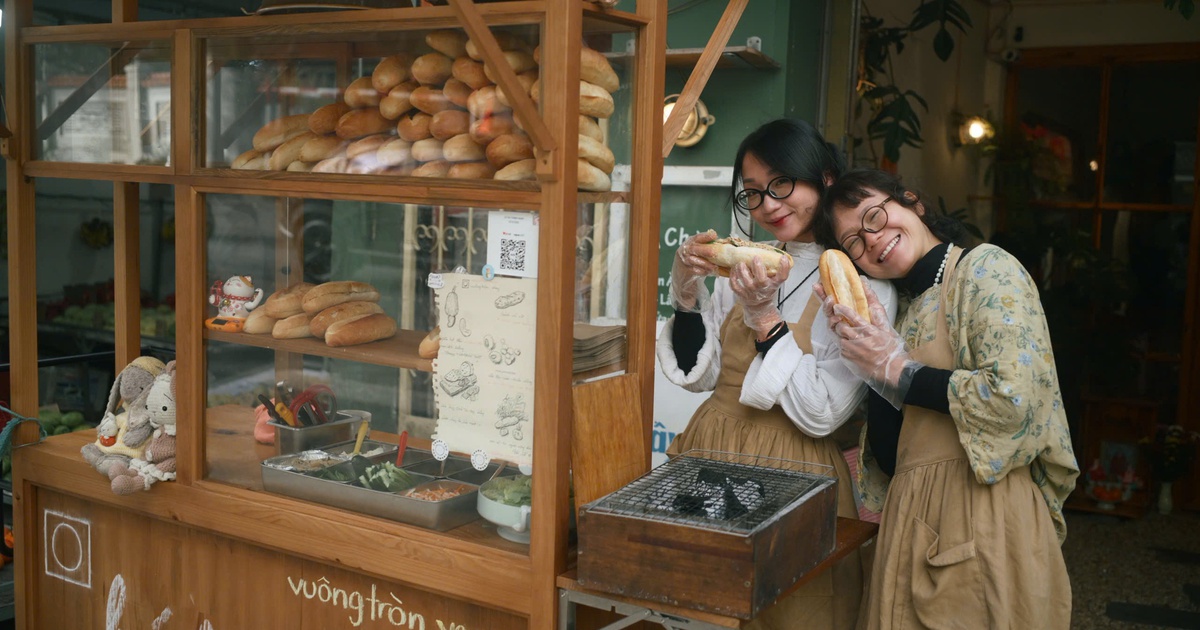 Xe bánh mì chay 'Vuông Tròn' của 2 cô gái Bắc - Nam