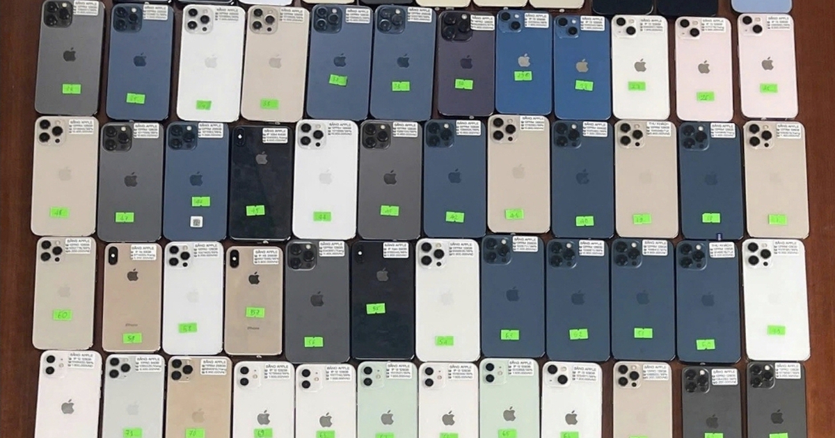 Quảng Trị: Tạm giữ lượng lớn iPhone không rõ nguồn gốc trị giá hơn 1 tỉ đồng