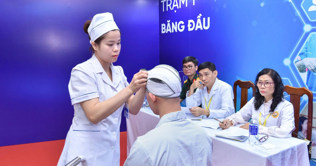 Gần 100 điều dưỡng Quân y phía nam tranh tài ở hội thi điều dưỡng giỏi