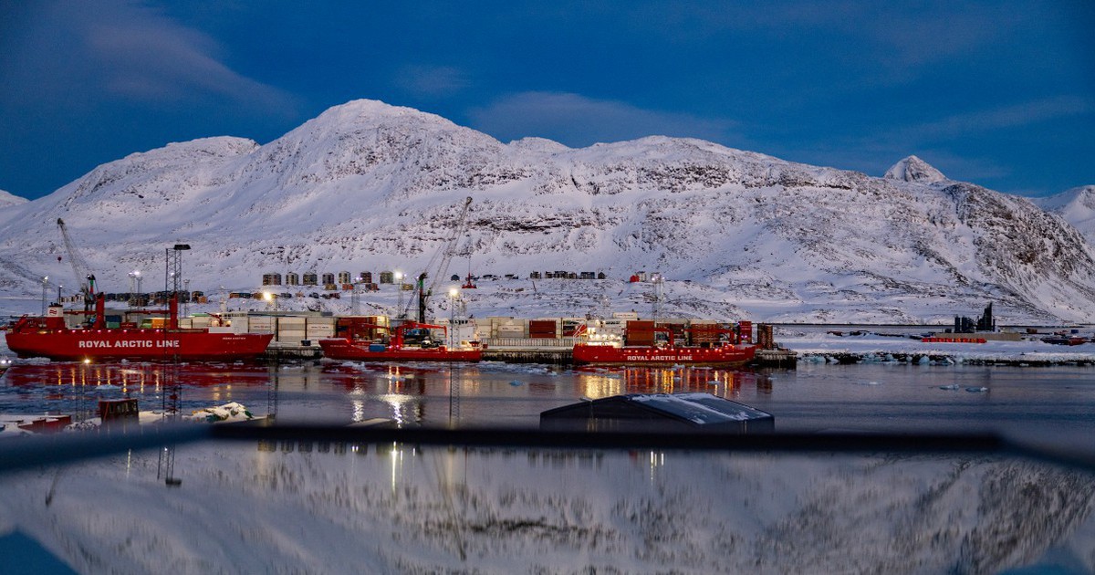 Nh&agrave; Trắng: Tổng thống Trump đang 't&iacute;ch cực' thảo luận mua Greenland