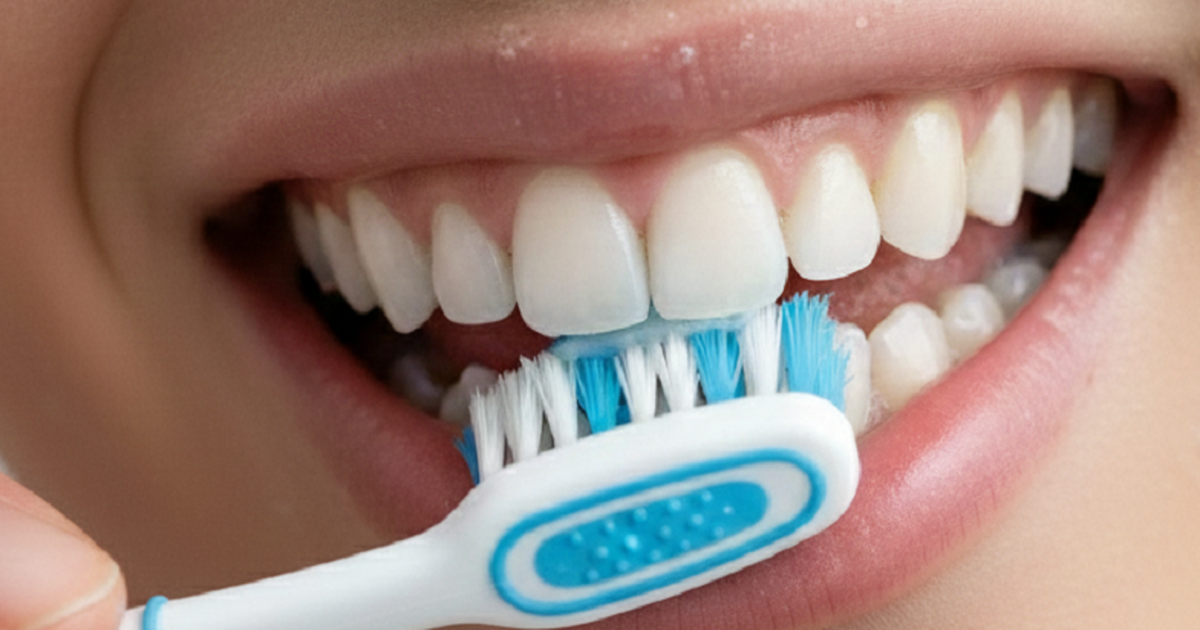 Sau bữa ăn, chờ bao lâu mới đánh răng để không mòn men?