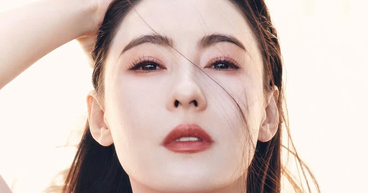 Tranh cãi không gian sống 'bừa bộn' của Trương Bá Chi