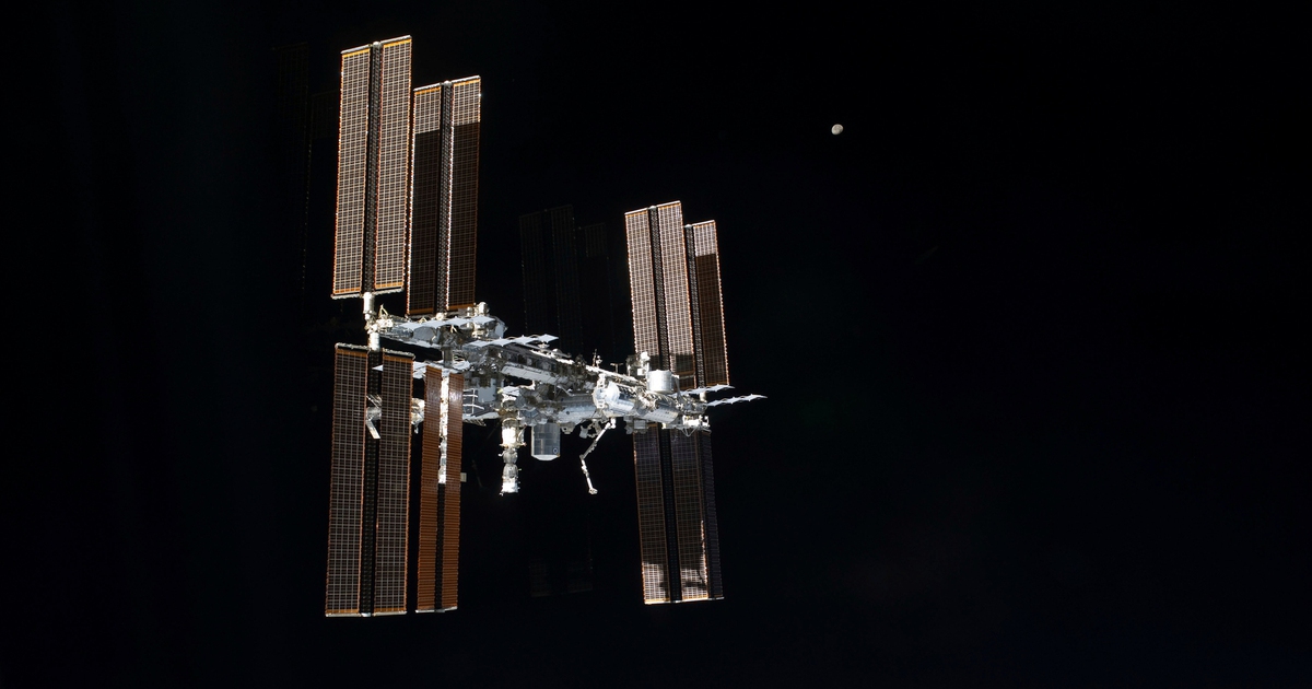 Phi hành gia gặp vấn đề sức khỏe trên ISS, NASA lần đầu cắt ngắn sứ mệnh