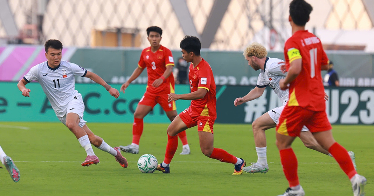 Nguyễn Lê Phát: 'Cánh chim lạ' ở sân chơi châu Á
