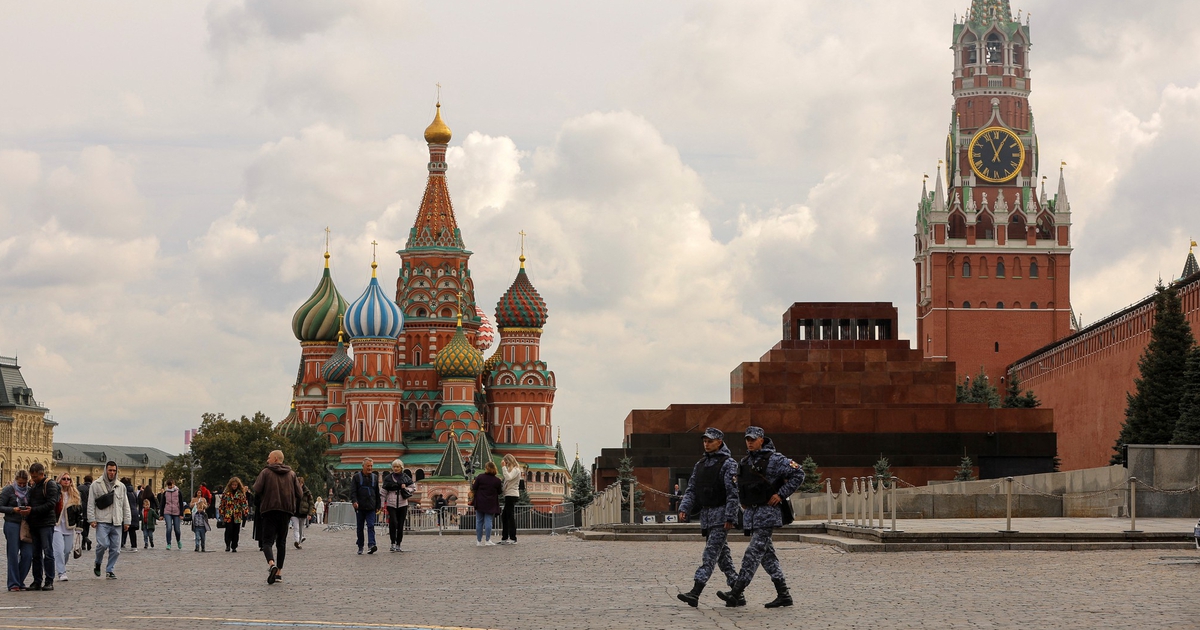 Tổng thống Nga Putin k&yacute; sắc lệnh miễn visa 30 ng&agrave;y cho c&ocirc;ng d&acirc;n Việt Nam