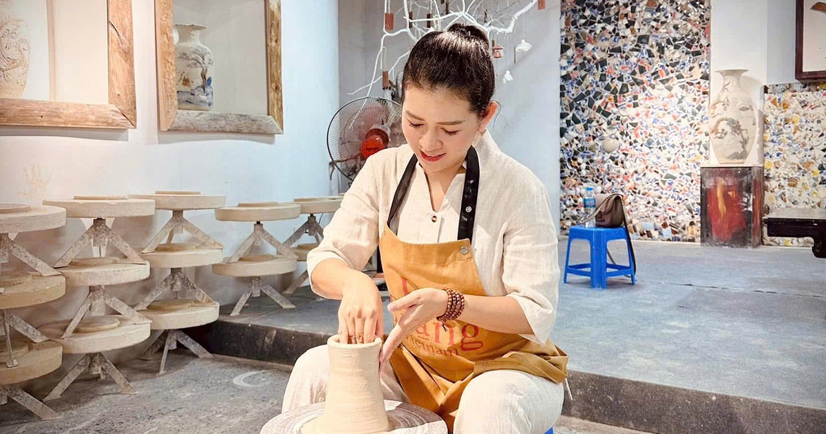 Nghệ nhân thời đại mới giữa làng gốm Bát Tràng